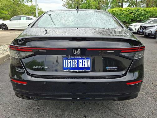Crystal Black Pearl 2024 Honda Accord Hybrid Touring
