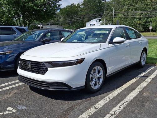 2025 Honda Accord LX 1.5T