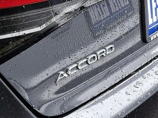 2025 Honda Accord LX 1.5T