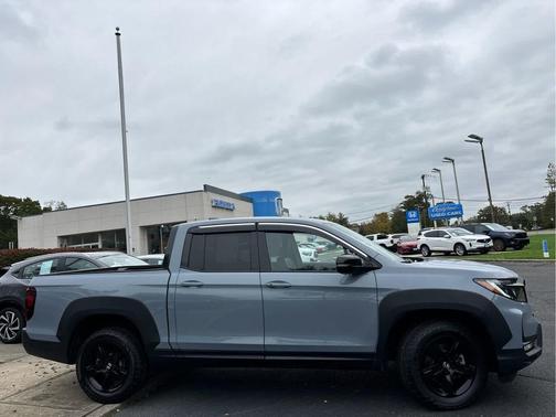 2022 Honda Ridgeline Black