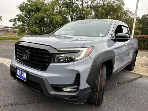 2022 Honda Ridgeline Black