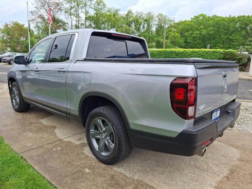 Lunar Silver Metallic 2023 Honda Ridgeline RTL
