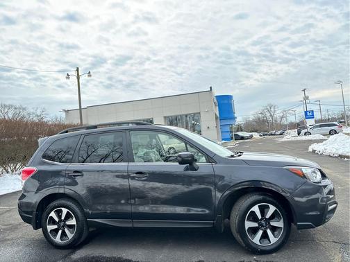 2017 Subaru Forester 2.5i Limited