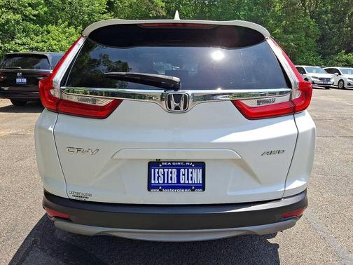 White Diamond Pearl 2017 Honda CR-V EX