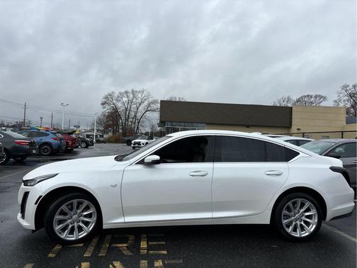 2024 Cadillac CT5 Luxury