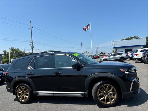 2024 Honda Pilot Touring 8-Passenger