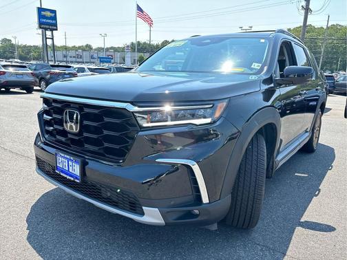 2024 Honda Pilot Touring 8-Passenger