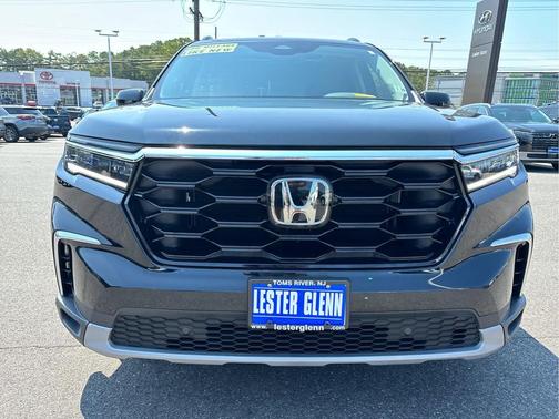 2024 Honda Pilot Touring 8-Passenger