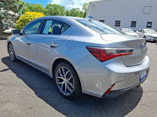 Lunar Silver Metallic 2019 Acura ILX Premium Package