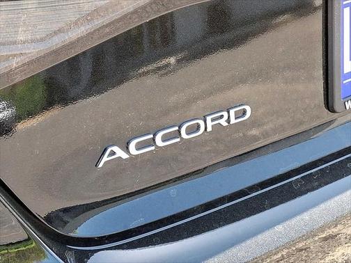 2025 Honda Accord LX 1.5T