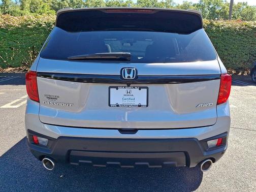 Lunar Silver Metallic 2024 Honda Passport AWD EX-L