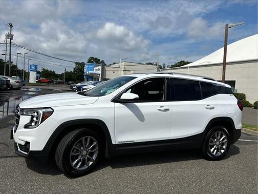 2022 GMC Terrain SLT