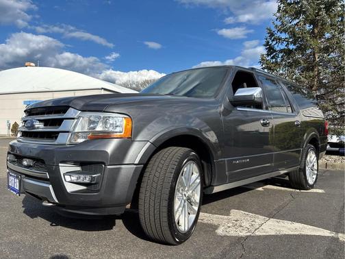 Magnetic 2017 Ford Expedition EL Platinum