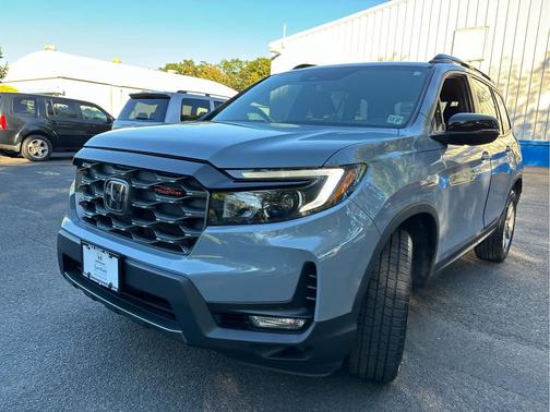 2022 Honda Passport AWD TrailSport