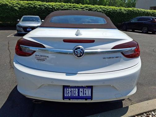 Summit White 2018 Buick Cascada Premium