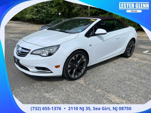 Summit White 2018 Buick Cascada Premium