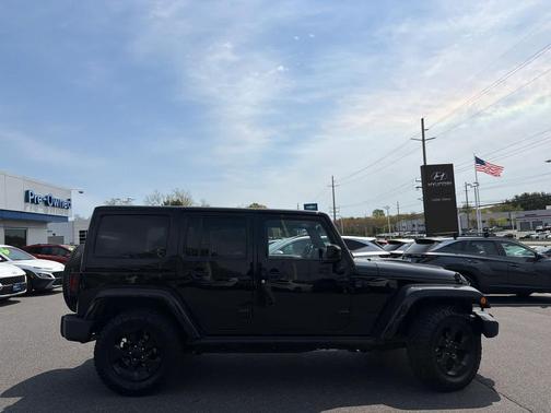 Black Clearcoat 2015 Jeep Wrangler Unlimited Altitude