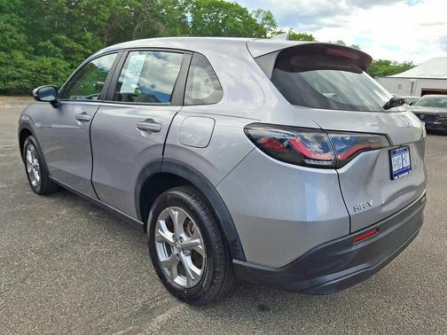 Lunar Silver Metallic 2023 Honda HR-V LX