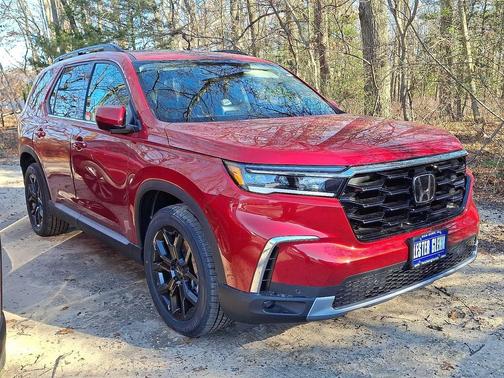 2025 Honda Pilot Touring 8-Passenger