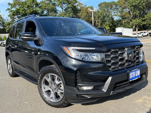 2023 Honda Passport AWD TrailSport