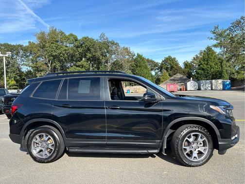 2023 Honda Passport AWD TrailSport