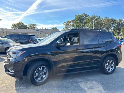 2023 Honda Passport AWD TrailSport