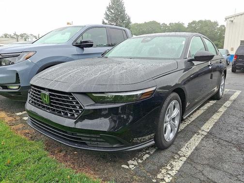 2025 Honda Accord LX 1.5T