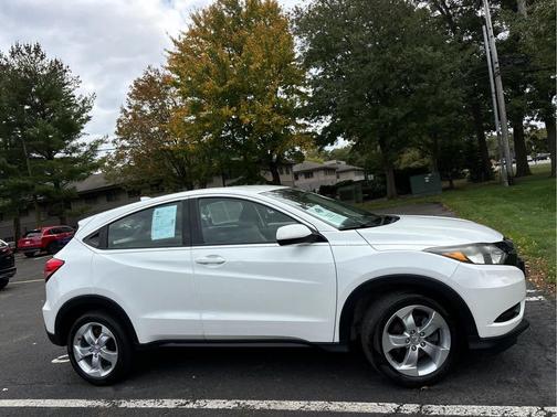 2016 Honda HR-V LX