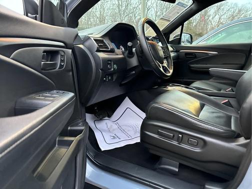 2023 Honda Passport AWD EX-L