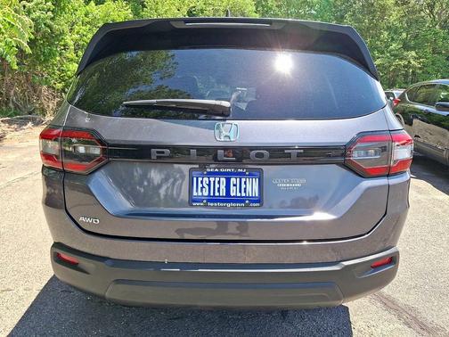 Modern Steel Metallic 2023 Honda Pilot AWD LX