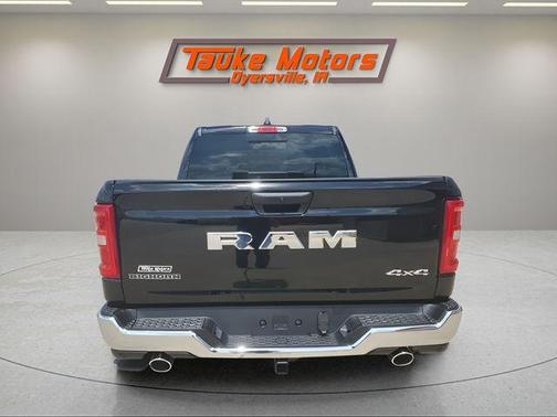 Diamond Black 2026 RAM 1500 Big Horn/Lone Star