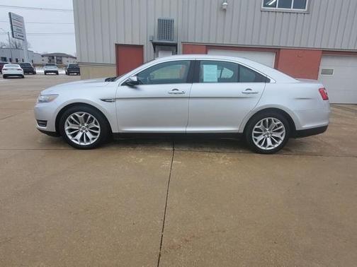 2014 Ford Taurus Limited