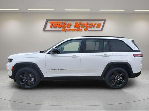 Bright White Clearcoat 2023 Jeep Grand Cherokee Limited