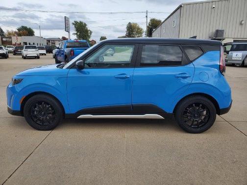 Surf Blue 2025 Kia Soul EX