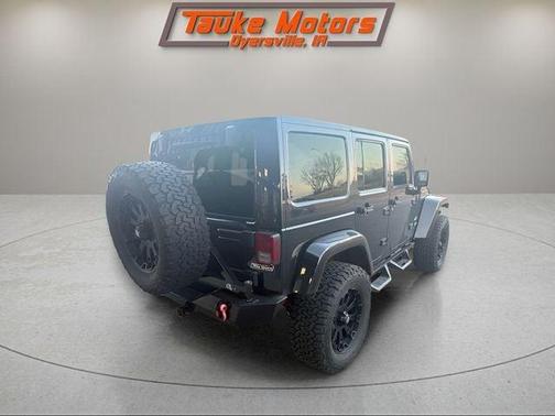 2012 Jeep Wrangler Unlimited Sahara