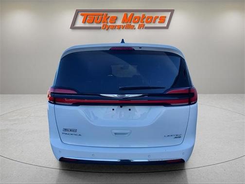 2026 Chrysler Pacifica Limited
