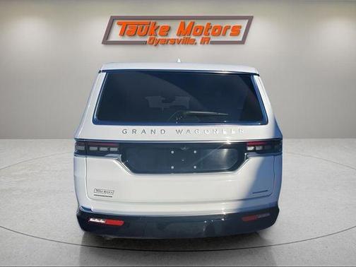 2023 Jeep Grand Wagoneer Series II
