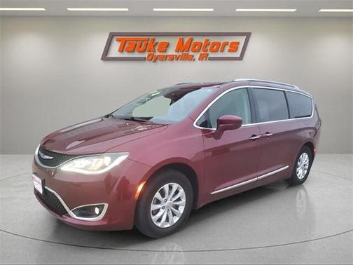 2018 Chrysler Pacifica Touring-L