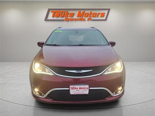 2018 Chrysler Pacifica Touring-L