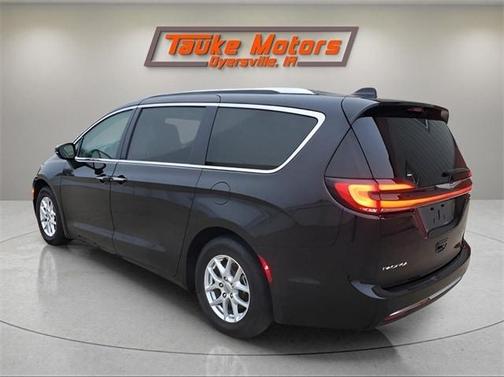 2021 Chrysler Pacifica Touring-L