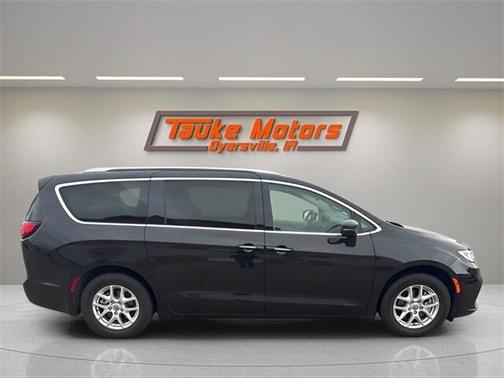 2021 Chrysler Pacifica Touring-L