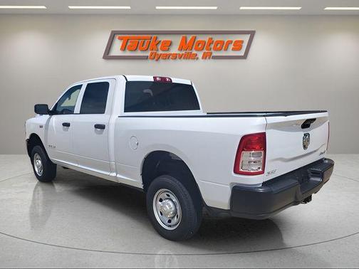 Bright White Clearcoat 2022 RAM 2500 Tradesman
