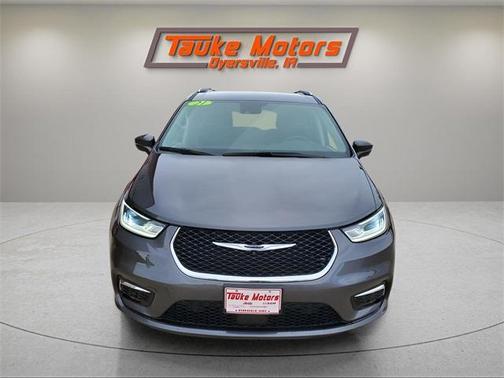 2021 Chrysler Pacifica Touring-L