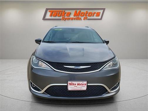 2018 Chrysler Pacifica Touring-L