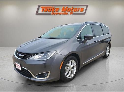 2018 Chrysler Pacifica Touring-L