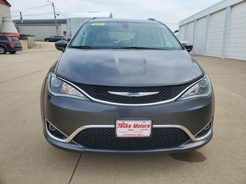 2018 Chrysler Pacifica Touring-L