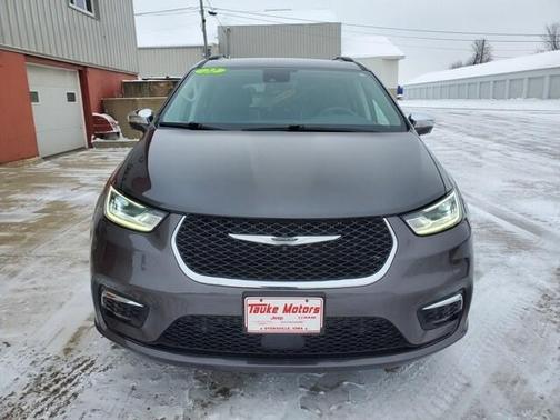 2022 Chrysler Pacifica Limited