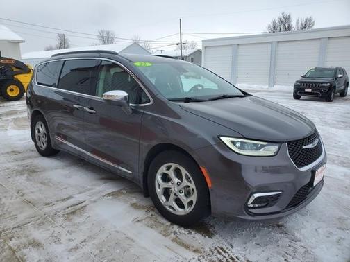 2022 Chrysler Pacifica Limited