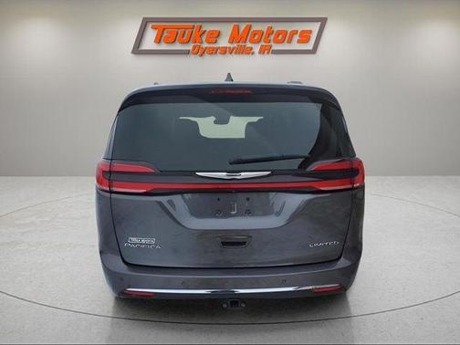 2022 Chrysler Pacifica Limited