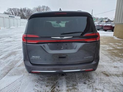 2022 Chrysler Pacifica Limited